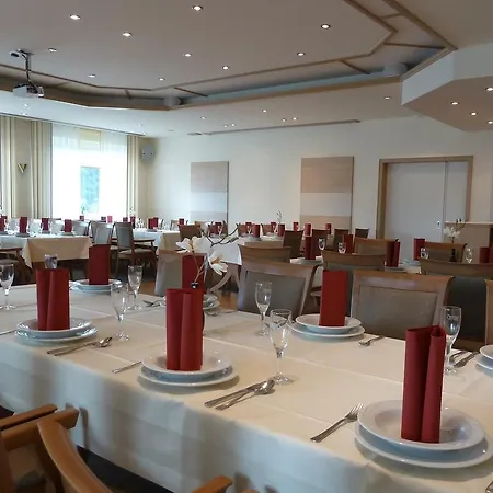 Hotel-restaurant Goldenstedt 3* デルメンホルスト