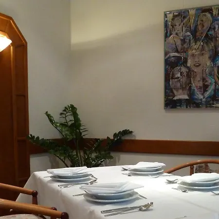 ホテル Hotel-restaurant Goldenstedt