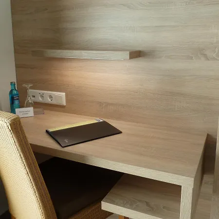 Hotel-restaurant Goldenstedt ホテル